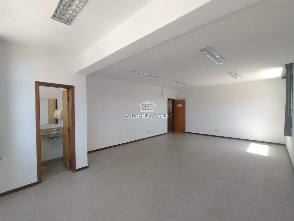 Andar, Estoril, 0 Quarto, 5 Vagas