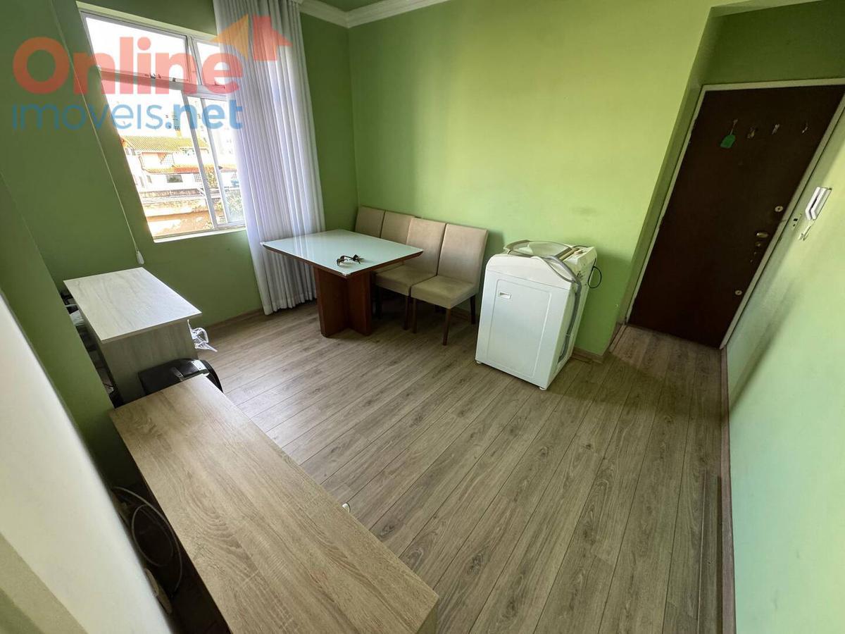 Apartamento, Sagrada Família, 2 Quartos, 0 Vaga, 0 Suíte