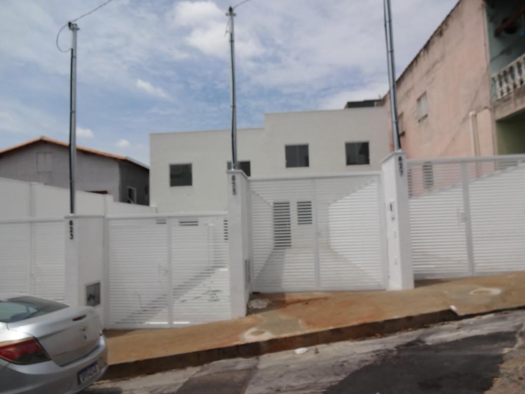 Casa, Jardim Leblon, 2 Quartos, 2 Vagas