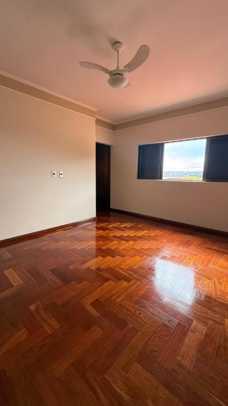 Casa, Rezende, 4 Quartos, 2 Vagas, 1 Suíte