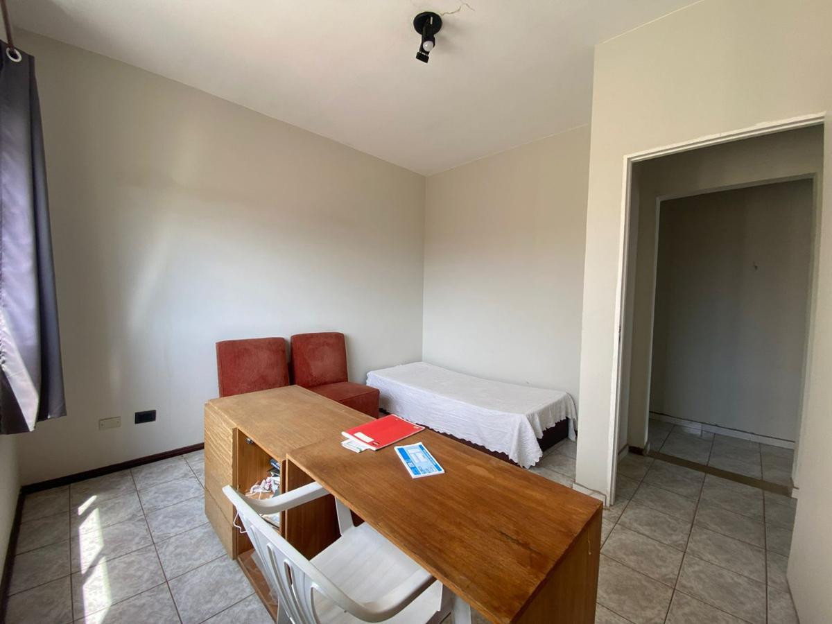 Apartamento, Centro, 5 Quartos, 0 Vaga, 1 Suíte