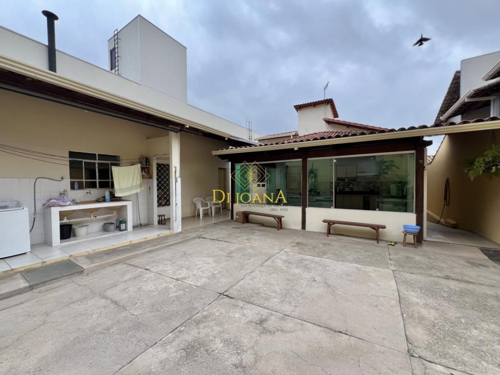 Casa, Ingá Alto, 4 Quartos, 4 Vagas, 2 Suítes