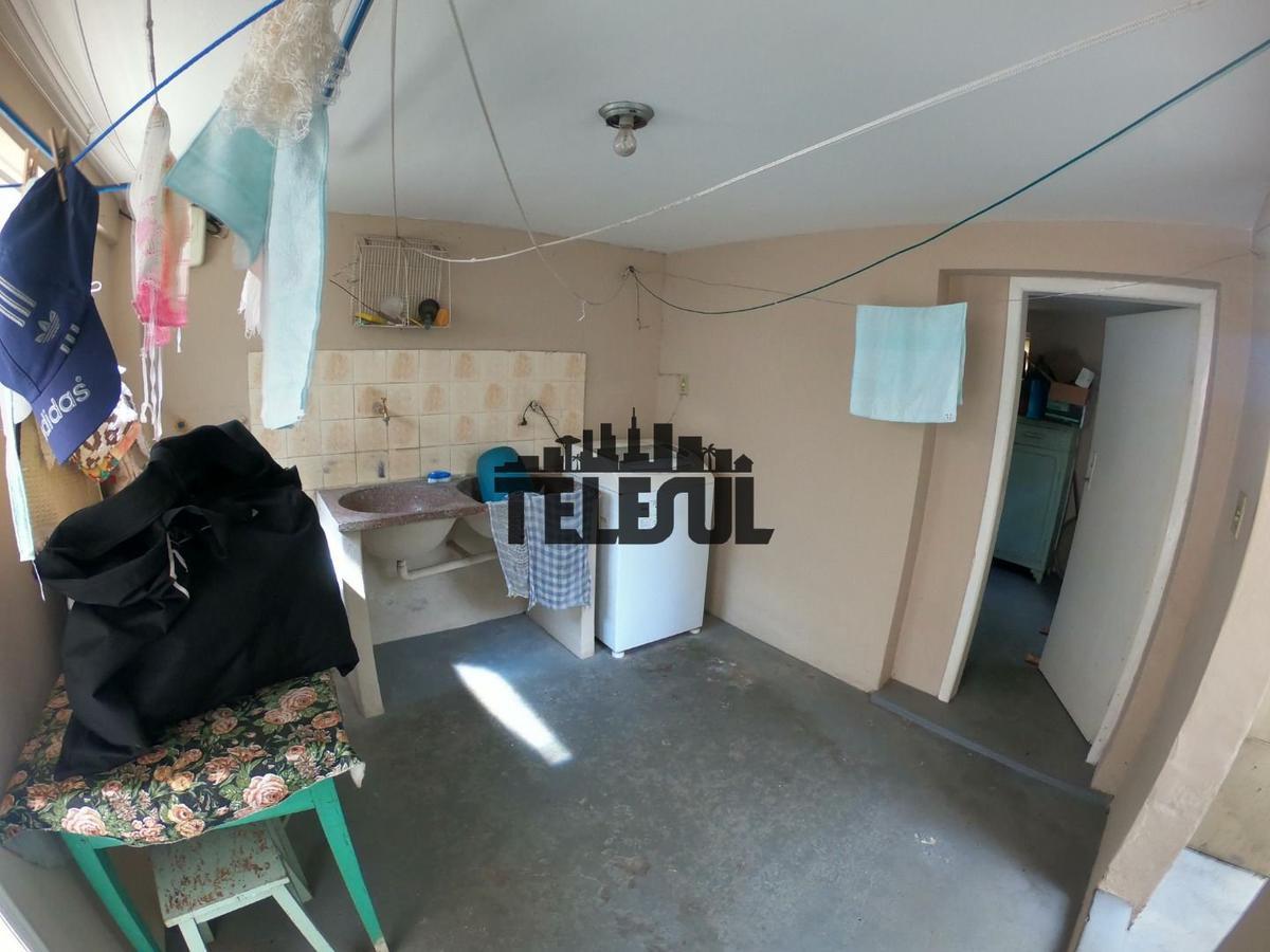 Casa, Centro, 6 Quartos, 2 Vagas