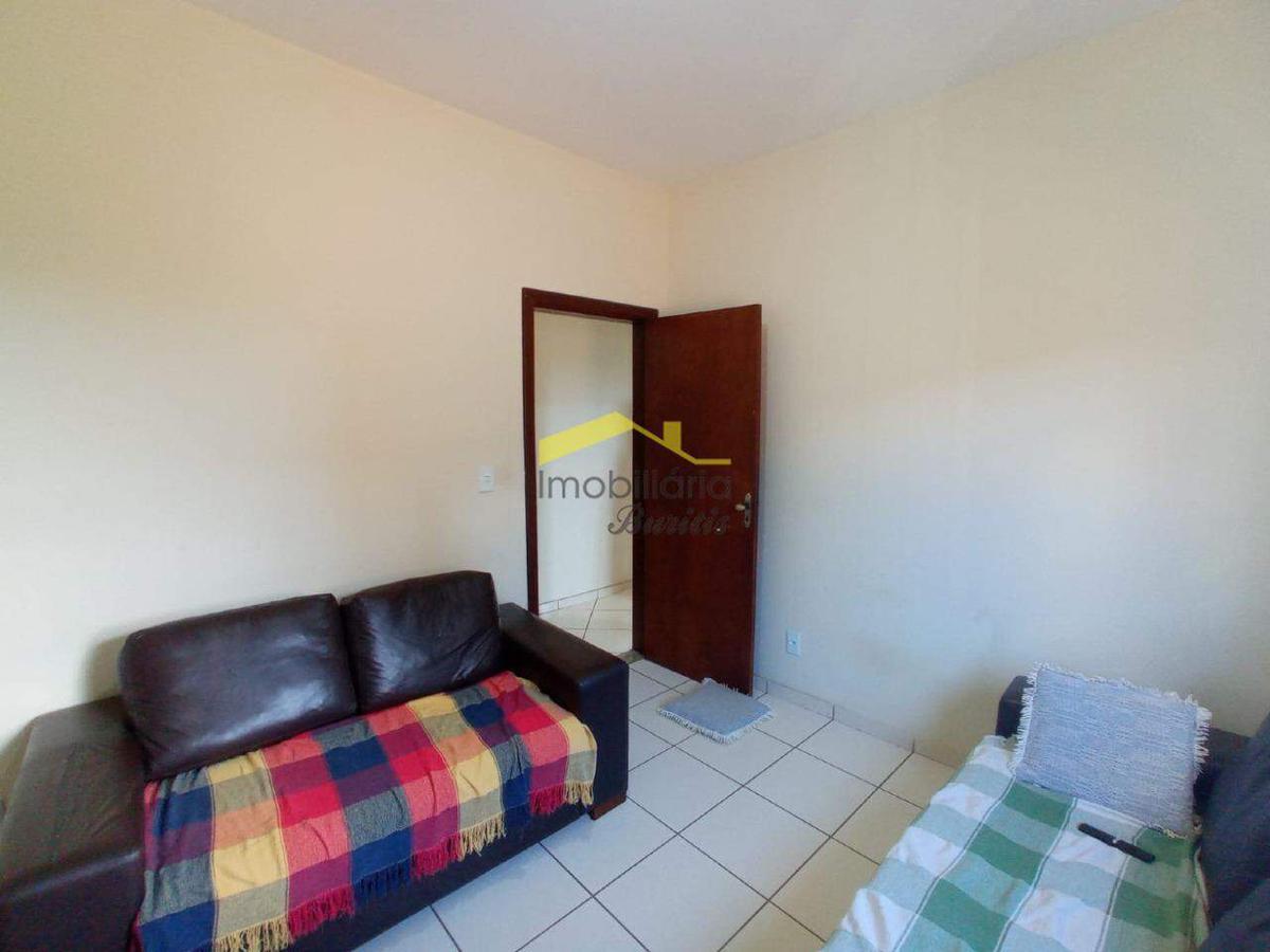 Casa, Milionários, 4 Quartos, 4 Vagas, 1 Suíte