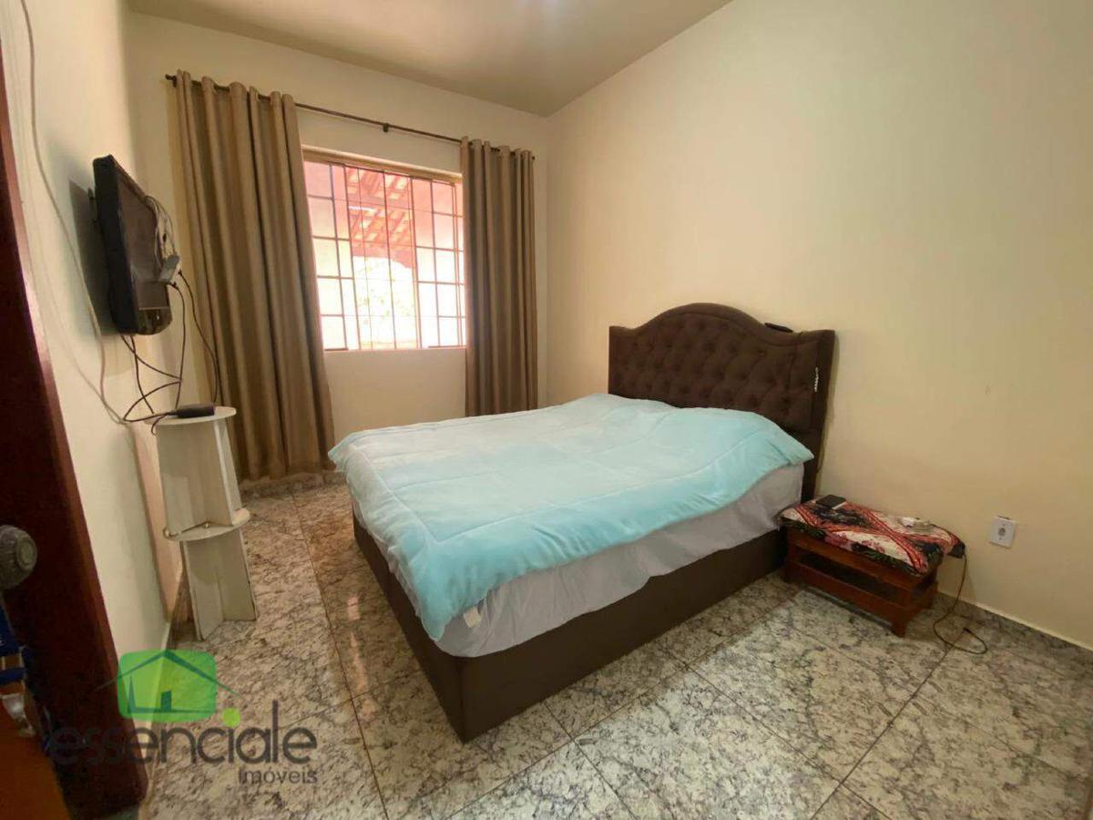 Casa, Jardim Riacho das Pedras, 3 Quartos, 4 Vagas, 1 Suíte