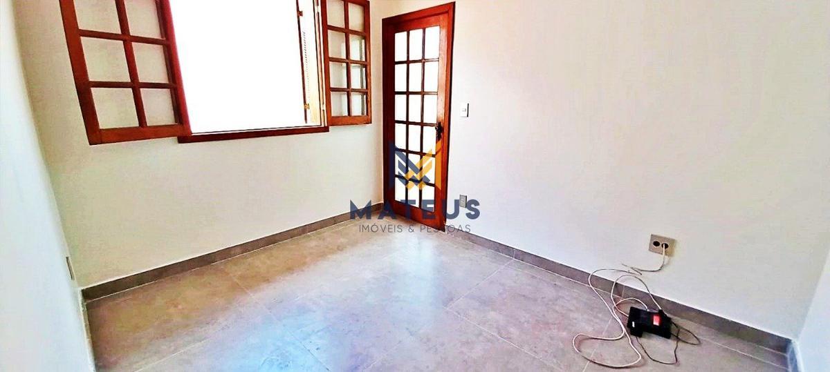 Casa, Caiçaras, 4 Quartos, 5 Vagas, 1 Suíte