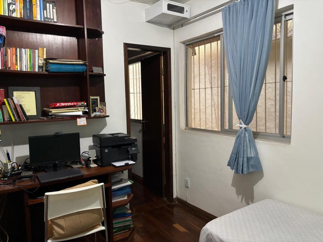Casa, Jardim América, 5 Quartos, 5 Vagas, 2 Suítes