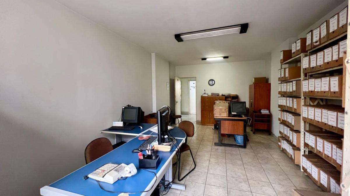 Sala, Centro, 0 Quarto, 1 Vaga