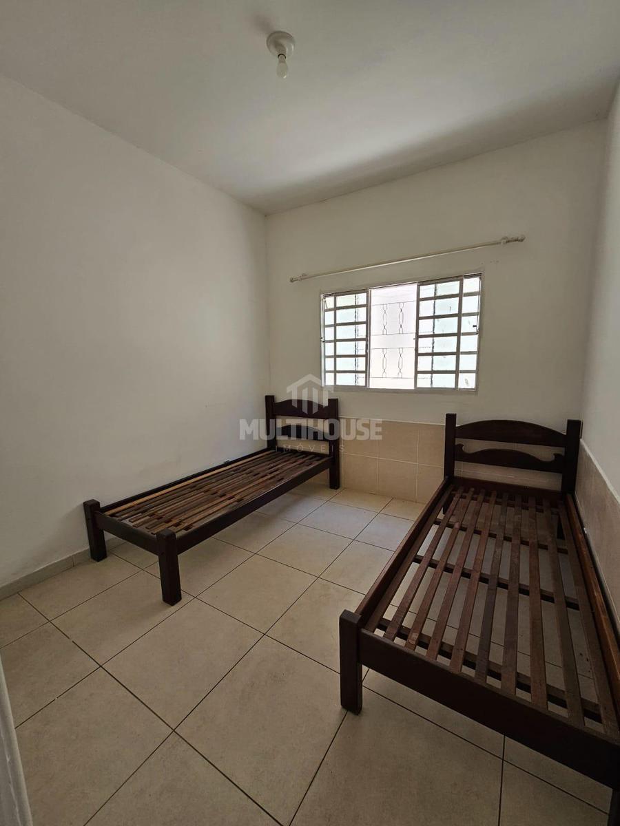 Casa, Itapoã, 2 Quartos, 0 Vaga