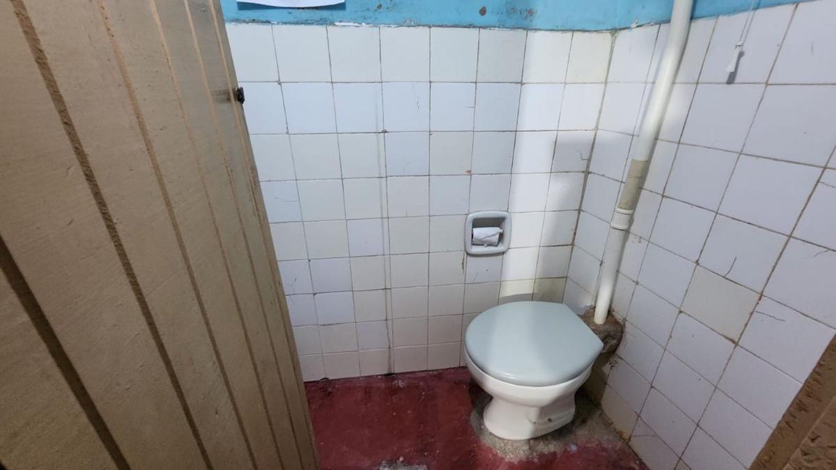 Casa, Horto, 8 Quartos, 3 Vagas, 3 Suítes