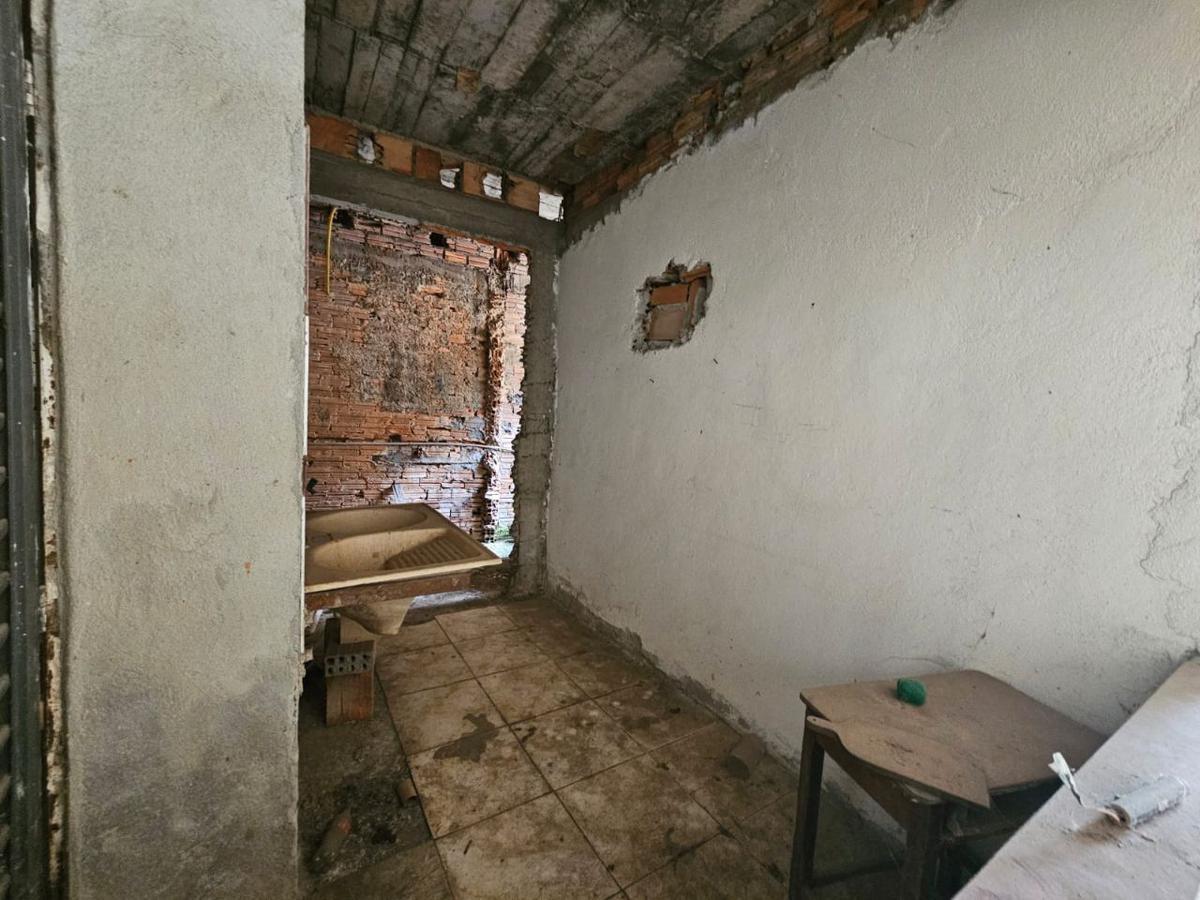 Lote, Ouro Minas, 0 Quarto, 20 Vagas