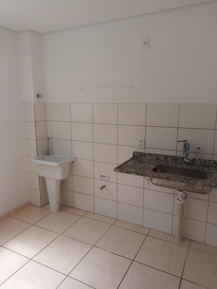 Apartamento, Chácaras Reunidas Santa Terezinha, 2 Quartos, 1 Vaga