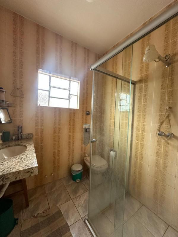 Casa, Centro, 3 Quartos, 2 Vagas, 1 Suíte