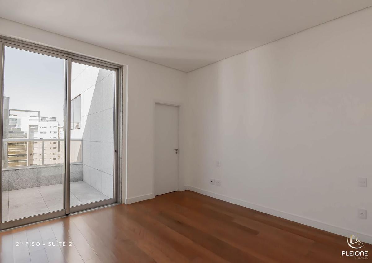 Apartamento, Funcionários, 4 Quartos, 6 Vagas, 4 Suítes