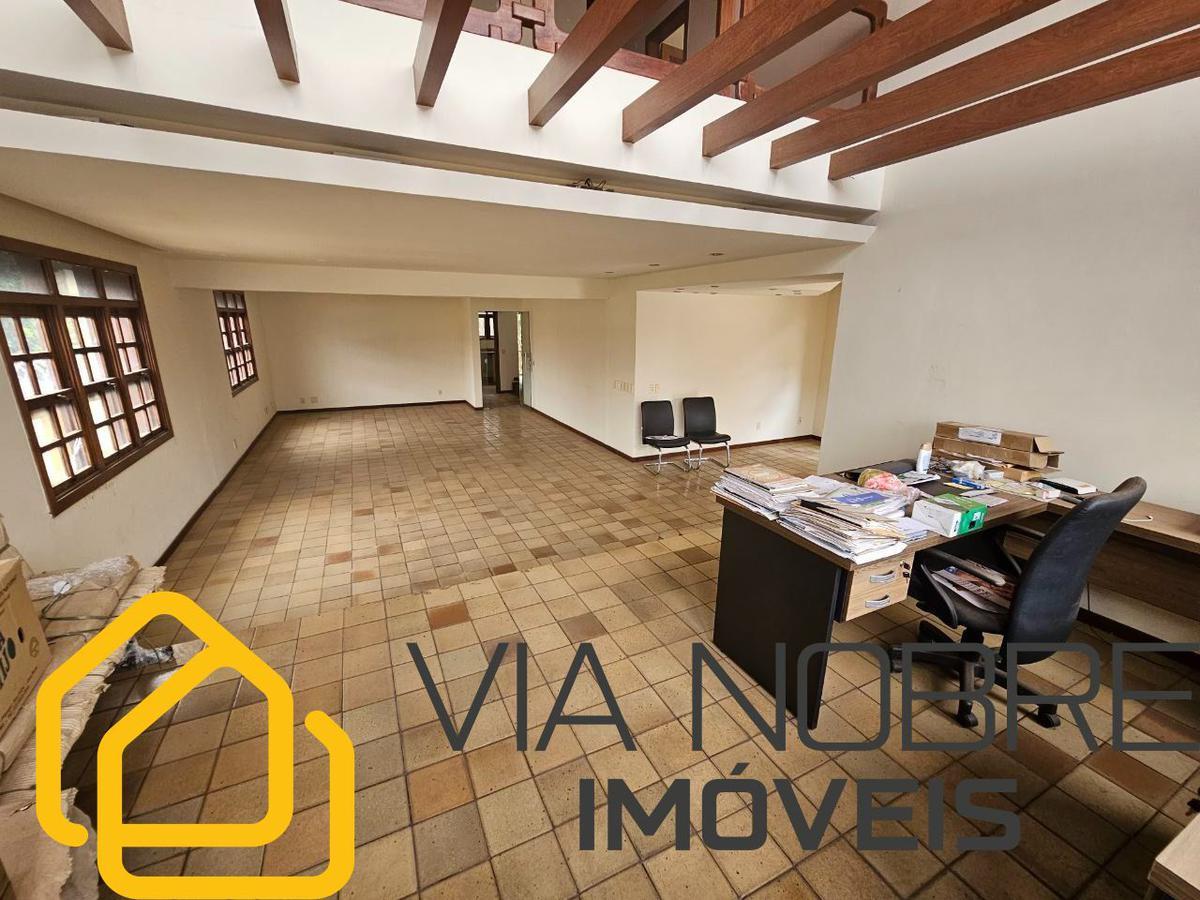Casa, Santa Teresa, 8 Quartos, 6 Vagas, 2 Suítes