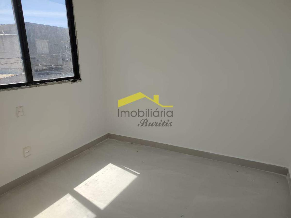 Área Privativa, Palmeiras, 3 Quartos, 2 Vagas, 1 Suíte