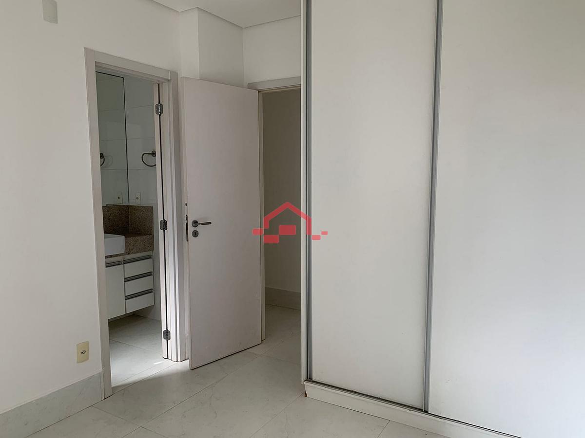 Apartamento, Funcionários, 2 Quartos, 2 Vagas, 2 Suítes
