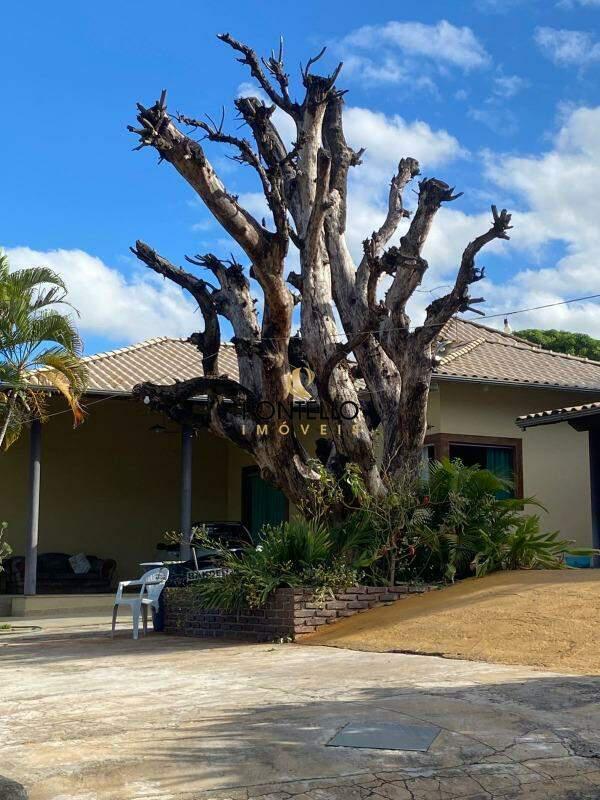 Fazenda, Manoa, 4 Quartos, 0 Vaga, 1 Suíte