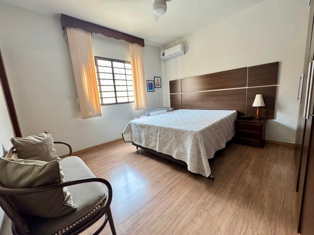 Casa, Santa Amélia, 3 Quartos, 4 Vagas, 1 Suíte