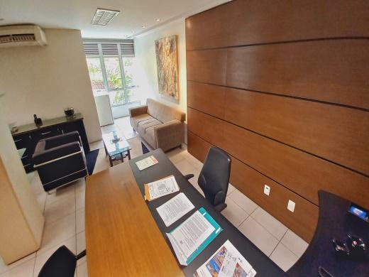 Sala, Santa Lúcia, 0 Quarto, 2 Vagas