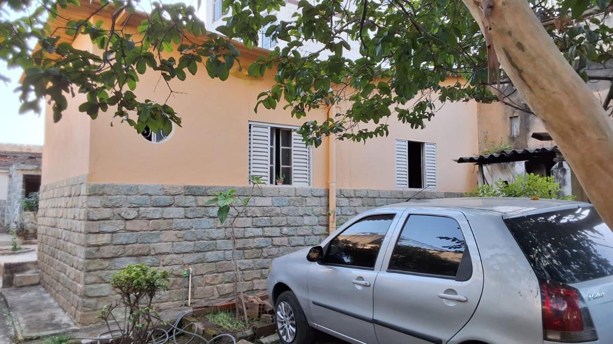 Casa, Padre Eustáquio, 2 Quartos, 10 Vagas, 1 Suíte