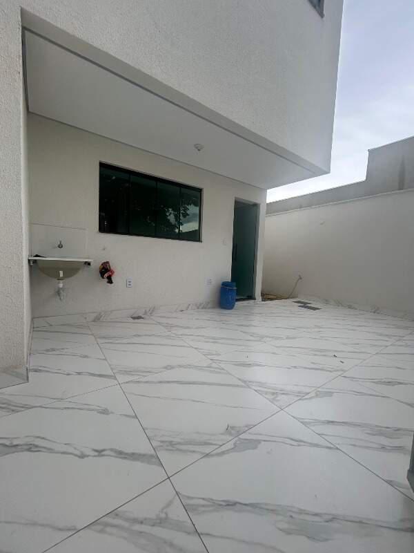 Casa, Vila Cristina, 3 Quartos, 2 Vagas, 1 Suíte