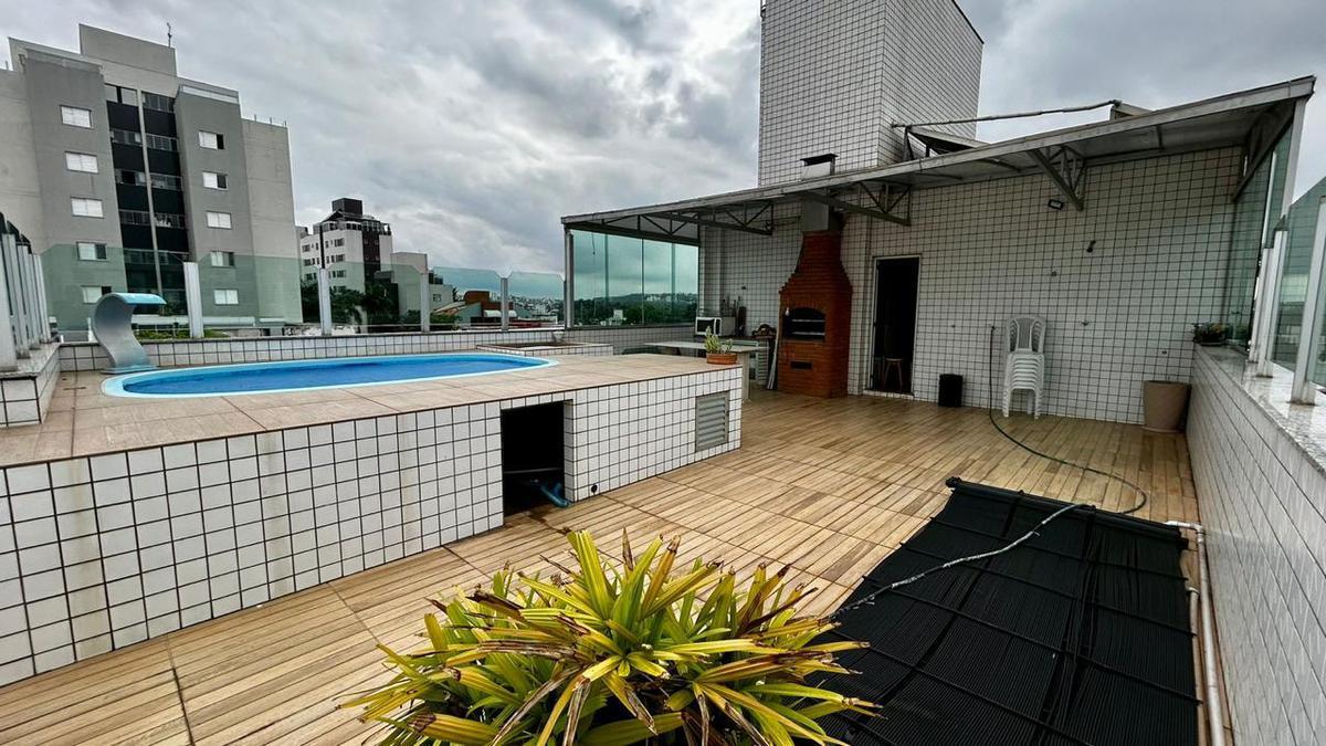 Apartamento, Indaiá, 5 Quartos, 2 Vagas, 1 Suíte