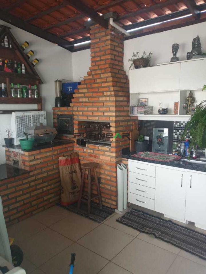 Casa, Tropical, 3 Quartos, 1 Vaga, 1 Suíte