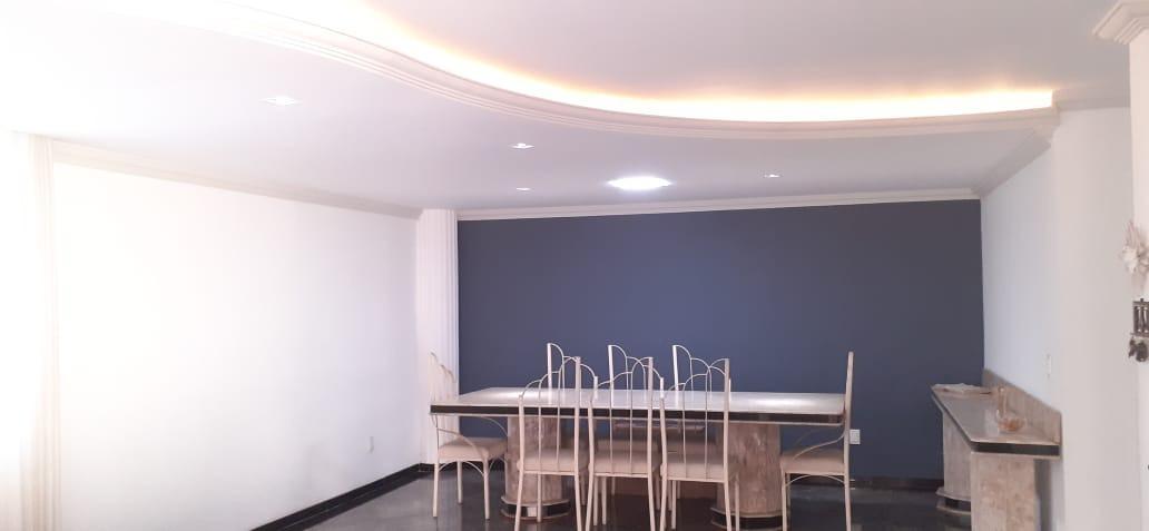 Casa, Cabral, 3 Quartos, 2 Vagas, 3 Suítes