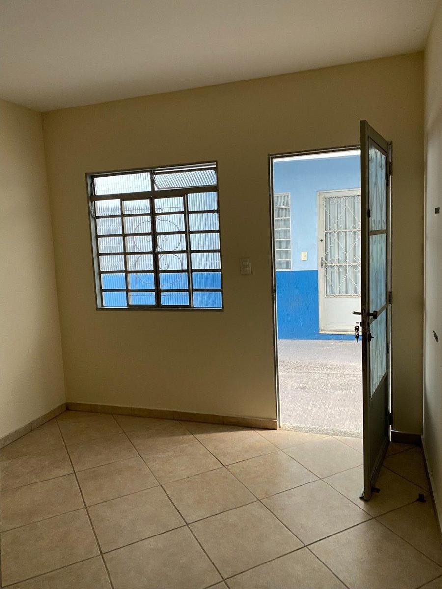 Apartamento, Santa Cruz, 2 Quartos, 1 Vaga