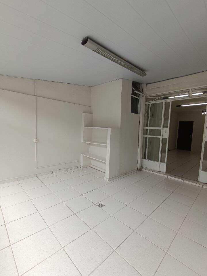 Sala, Barro Preto, 0 Quarto, 0 Vaga