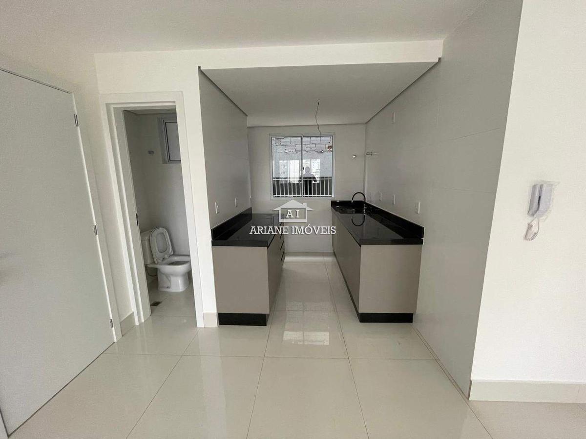 Apartamento, Vila Paris, 2 Quartos, 2 Vagas, 2 Suítes