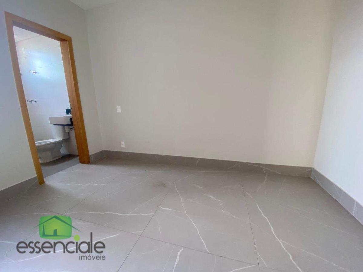 Cobertura, Fonte Grande, 3 Quartos, 2 Vagas, 1 Suíte