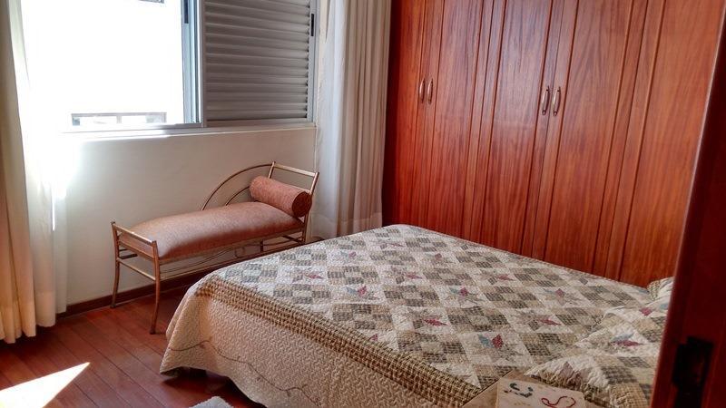 Apartamento, Ouro Preto, 3 Quartos, 4 Vagas, 1 Suíte