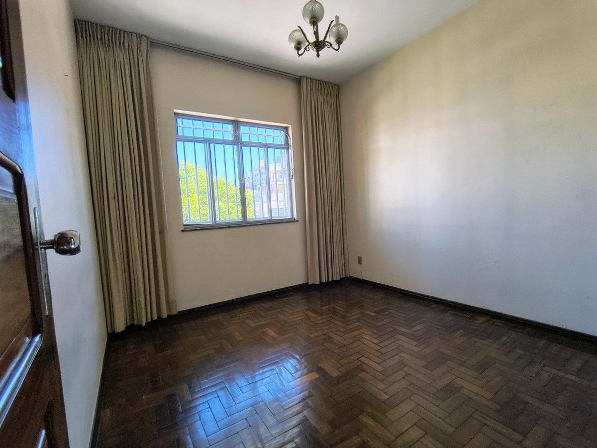 Casa Comercial, União, 0 Quarto, 2 Vagas