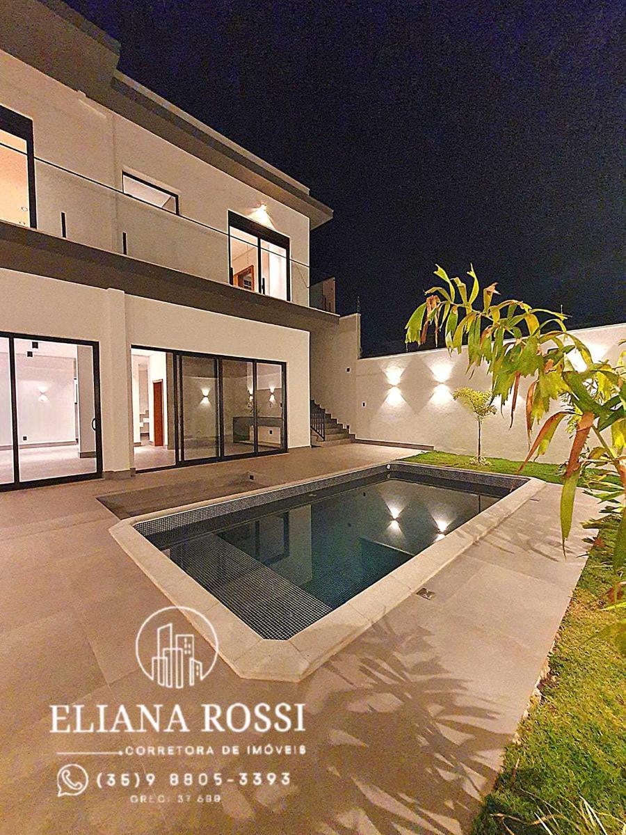 Casa, Vila Paiva, 3 Quartos, 4 Vagas, 3 Suítes