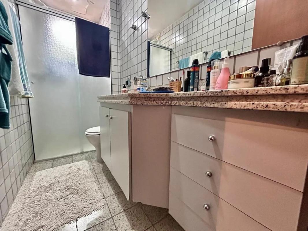Apartamento, Vila Paris, 2 Quartos, 1 Vaga