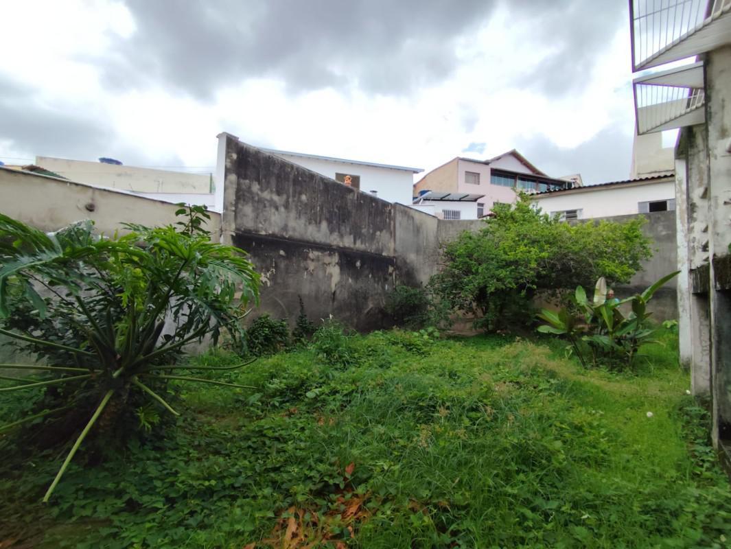 Casa, João Pinheiro, 6 Quartos, 2 Vagas, 2 Suítes