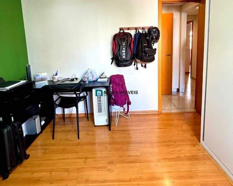 Cobertura, Funcionários, 4 Quartos, 4 Vagas, 2 Suítes