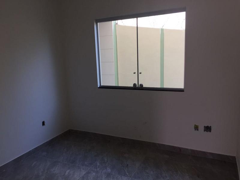 Casa, Piratininga (venda Nova), 3 Quartos, 4 Vagas, 1 Suíte