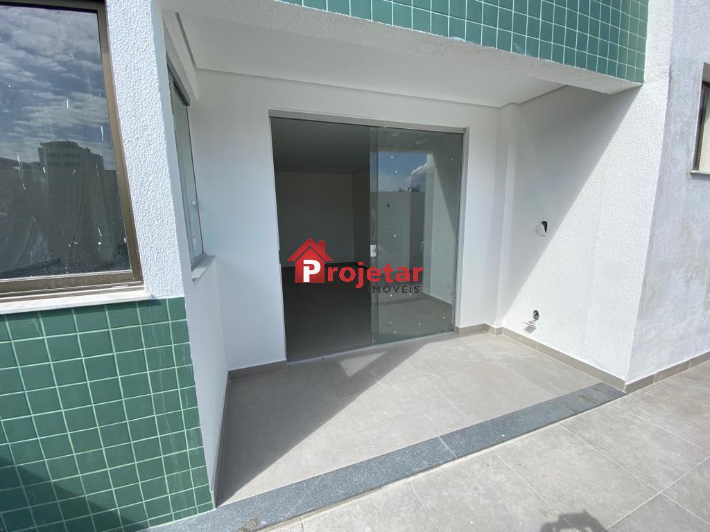 Apartamento, Sagrada Família, 2 Quartos, 2 Vagas, 1 Suíte
