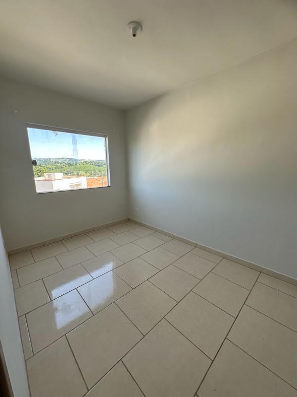 Apartamento, Vargem, 2 Quartos, 1 Vaga