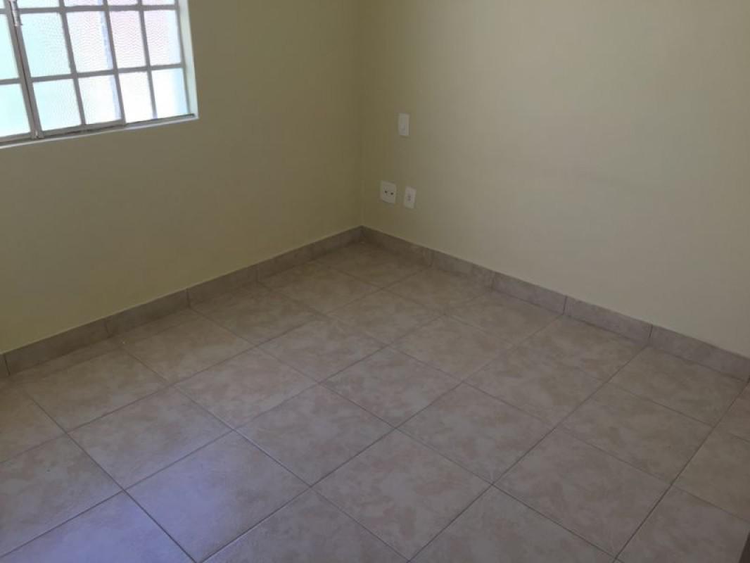 Apartamento, Floresta, 2 Quartos, 0 Vaga