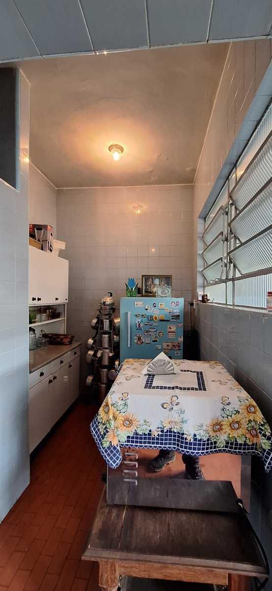 Apartamento, Floresta, 3 Quartos, 0 Vaga