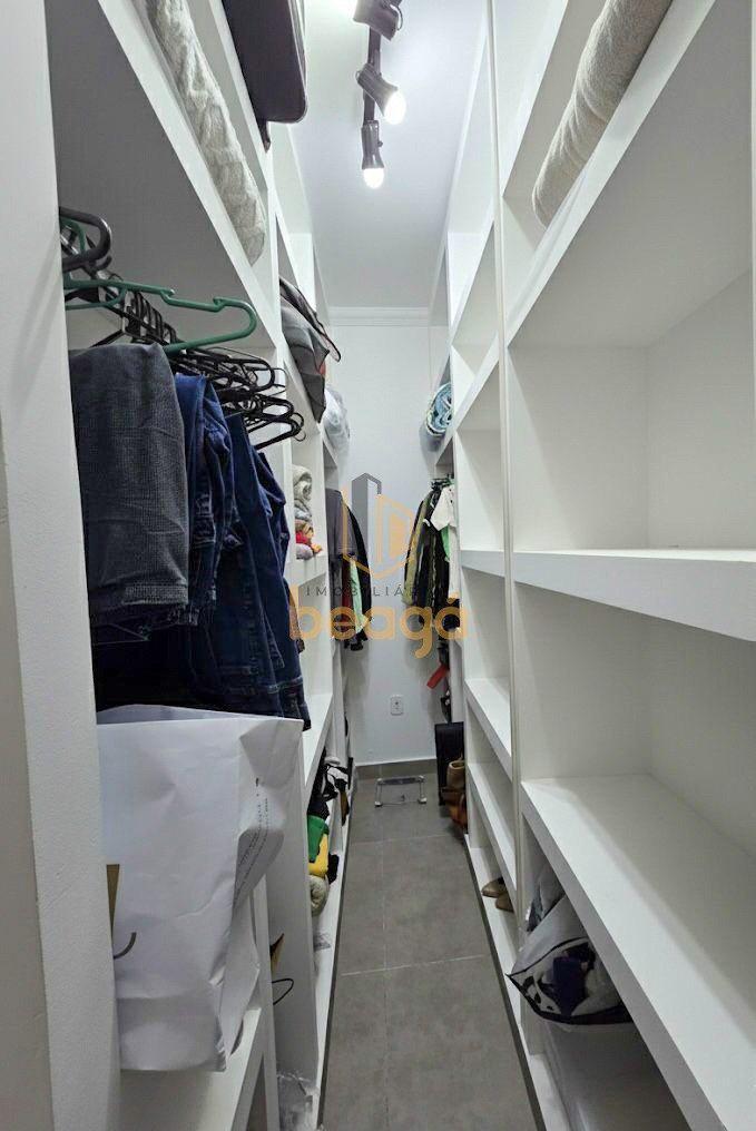 Casa, Tropical, 5 Quartos, 5 Vagas, 1 Suíte