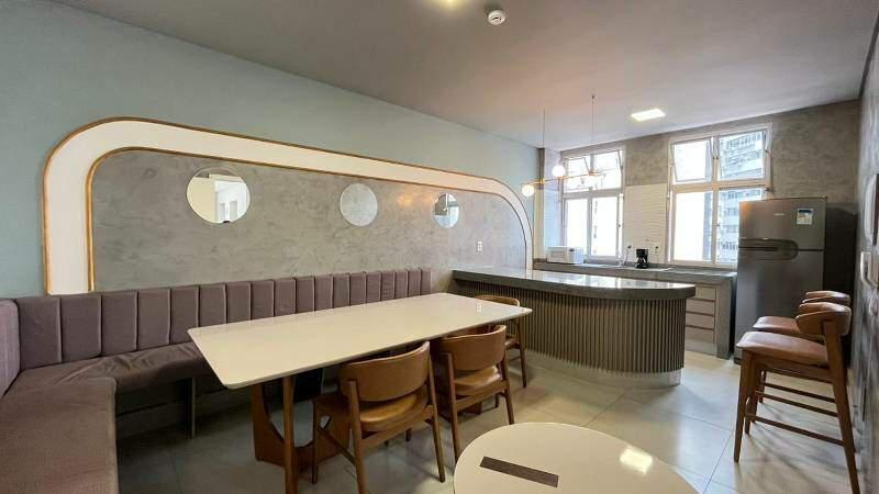 Apartamento, Centro, 2 Quartos, 0 Vaga, 1 Suíte