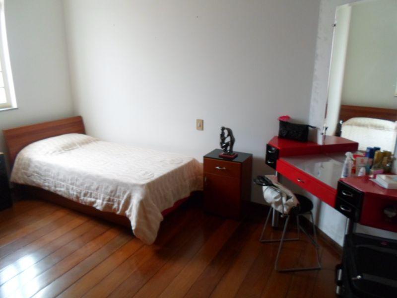 Casa, Castelo, 4 Quartos, 4 Vagas, 1 Suíte