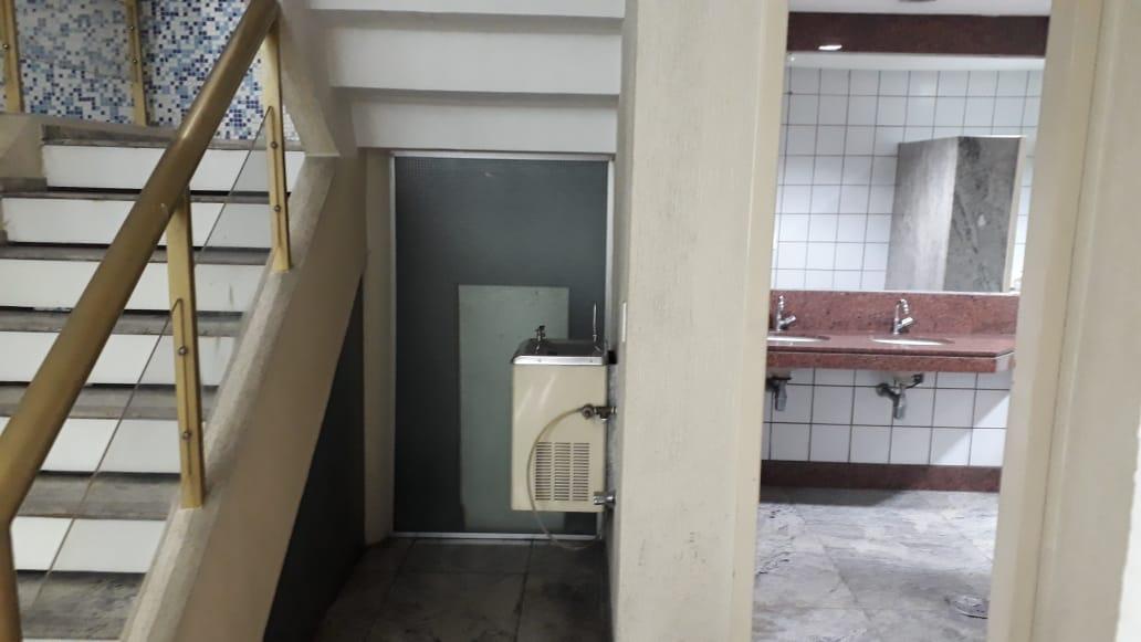 Ponto Comercial, Barro Preto