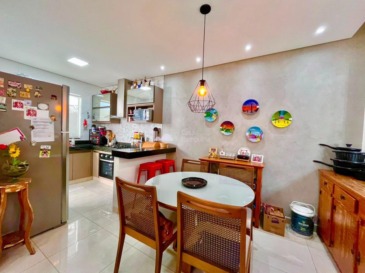Casa, Santa Mônica, 3 Quartos, 2 Vagas, 1 Suíte