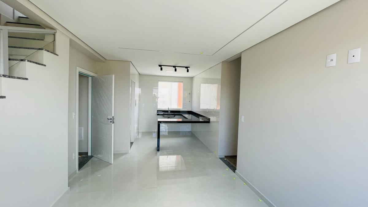 Cobertura, Pedra Azul, 3 Quartos, 2 Vagas